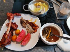 -梅园国际大酒店·自助餐厅(光明港店)
