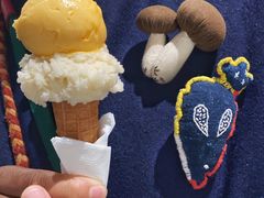 雷司令煮啤梨-Dip in Gelato(富民路店)