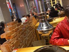 大堂-么肆烤肉·中式自助·烤肉大排档(街道口季佳PAI店)