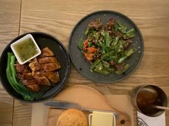 -来龙里 精致 东南亚餐室(万象城店)