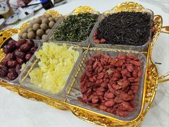 -三江源美食城