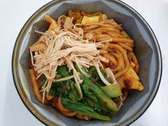 小姐姐菜多粉少鸡肉炒米粉-花小小新疆炒米粉·小锅现炒(灯市口店)