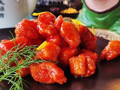 菠萝咕咾肉-吴越荣记苏州菜·松鼠桂鱼(月光码头店)