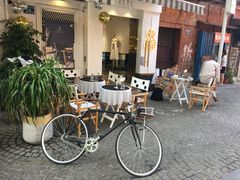 -黎黄陂路街头博物馆