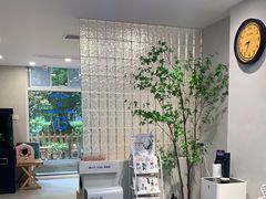 -伟伟宠物医院·CT影像中心·瑞派犬猫综合性门诊(汉口总院)