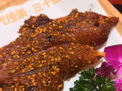 -小董哥烤串·爆汁大油边(故宫店)