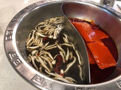 -憨铁匠老火锅(龙岗万科里店)