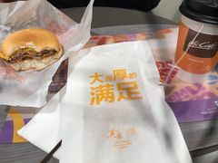-麦当劳(世贸店)