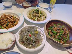 -俏湘厨•地道湘菜(建华南路店)