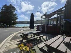-12 Rocks Beach Bar Cafe