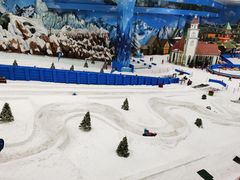 -长沙湘江冰雪世界