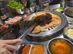 -哈哈碳都·牛肋条无限自助烤肉(宝龙店)