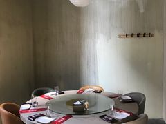 包厢-日进一片海.生腌海鲜火锅.宵夜烧烤(三里屯总店)