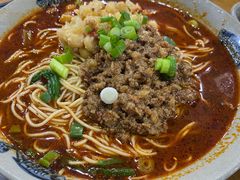 -丁丁猫重庆小面(徐州路店)