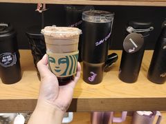 -星巴克臻选(国贸商城首店)