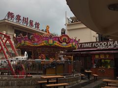 -亚龙湾亚泰商业街