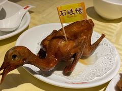 招牌烤乳鸽-石岐佬中山菜馆(张溪店)