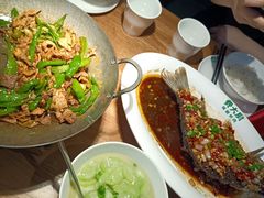 -费大厨辣椒炒肉(万家丽一店)