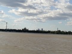 -人民防洪胜利纪念塔