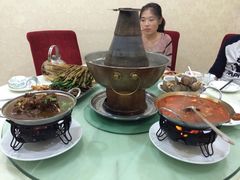 乾毓德平价海鲜火锅城-天津乾毓德饭庄·清真传统炒菜·海鲜烧烤(咸阳路店)