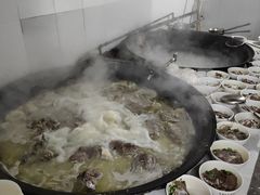 -铁军鲜羊肉汤
