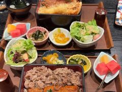 鳗鱼肥牛盖饭-玄白·炭烤活鳗(上海首店)