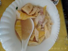 -宁波小海鲜(秀文路店)