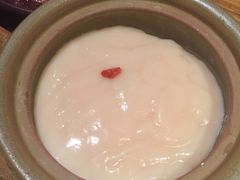-老牌坊云南鱼豆花火锅(爱建店)