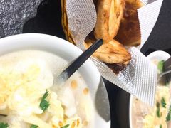 高汤云吞(含蛋)-买又大餐厅(福林里店)