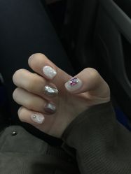 -阿噶西美甲美睫