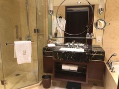 -上海波特曼丽思卡尔顿酒店