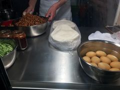 -老王芙蓉蛋卷饼(万达店)