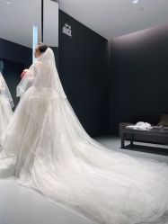 -Vera Wang婚纱礼服旗舰店