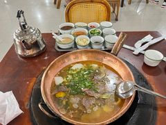 -朝伟清真铜瓢牛肉馆(三十年老·店)