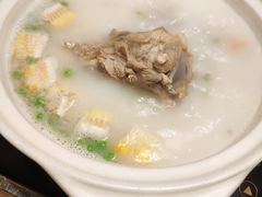 拾味骨汤-拾味馆·浓鲜骨汤(光谷天地店)