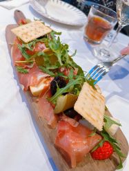 -巍阁高端月子会所