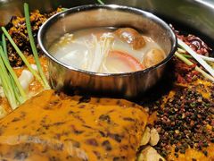 -周幺妹重庆老火锅(银泰城总店)