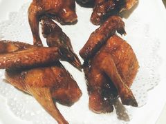 招牌烤乳鸽-石岐佬中山菜馆(张溪店)