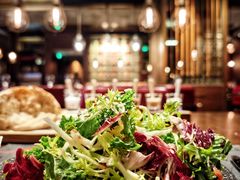 -恰餐厅及酒吧 CHAR Bar & Grill (北京丽都皇冠假日店)
