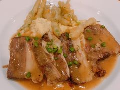 Roast&nbsp;beef&nbsp;belly-Epic Boracay