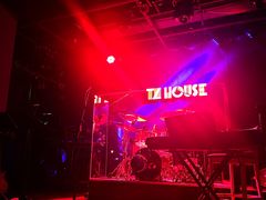 -TZ House音乐现场(茅台店)