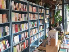 -猫的天空之城概念书店(景德镇陶溪川店)