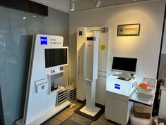 -瑞司视光眼镜·蔡司战略合作眼镜店(新街口店)