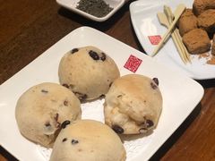 红豆麻薯面包-春水堂人文茶馆(松烟文创店)