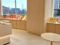 -好利来(南京路一店)