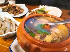-小厨子私房菜·云南美食店