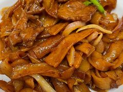 干炒牛河-稻香酒家·34年老字号·港式粤菜(汉街店)