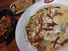 -鱼亨小鲜酸菜鱼(大信店)