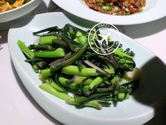 湖南红菜苔-合品记·湖南私房菜&小龙虾(霄云路店)