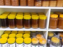 -锦明酸奶店新疆特产(斯大林西路四巷店)